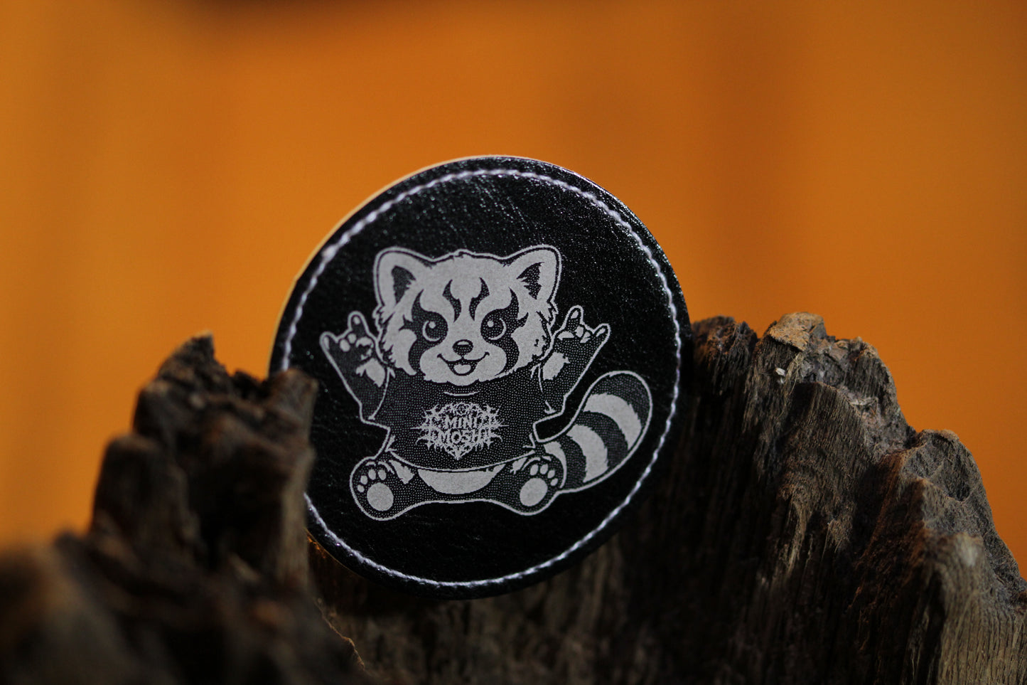 Mini Mosh Roter Panda Kunstlederpatch gelasert schwarz